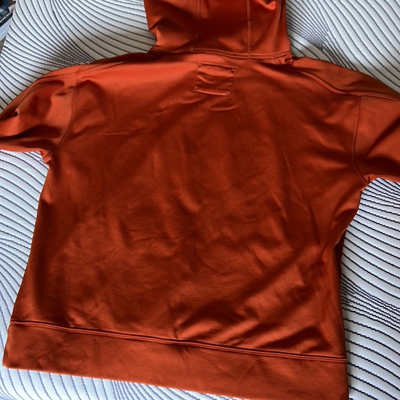 Cabela’s hoodie - Picture 2 of 3